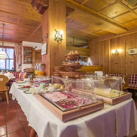 Kirchenwirt Szálloda