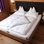 Hotel Kirchenwirt 3*