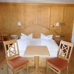 Hotel Kirchenwirt Kirchberg in Tirol