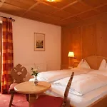 Hotel Kirchenwirt 3*